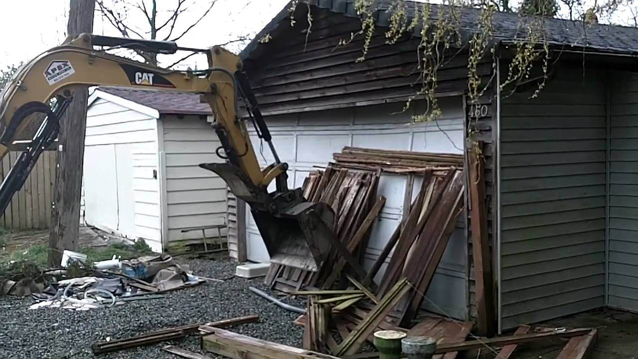Garage Demolition, Wellington Demolition Solution Pros